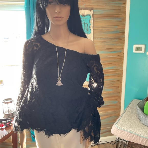 Meet your Posher, Jessica - Picture 15 of 16